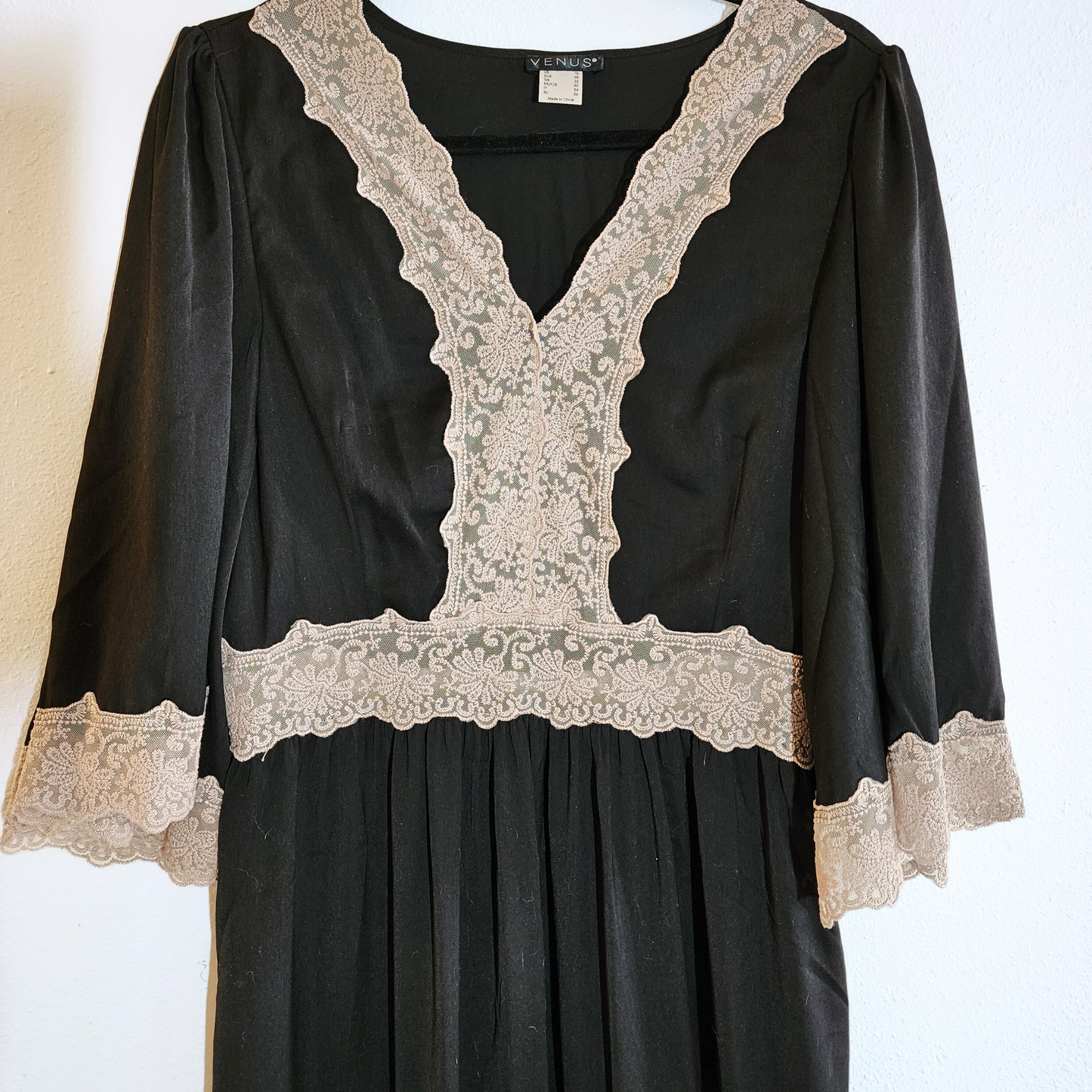VENUS Maxi Dress with Antique Lace Details