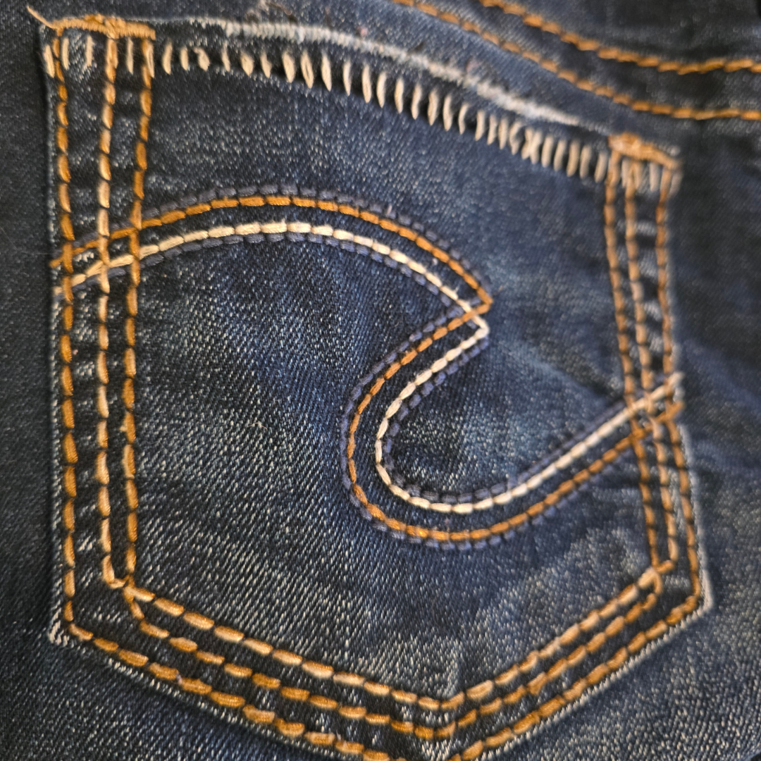 Scalloped Lace Flares - Sz 6