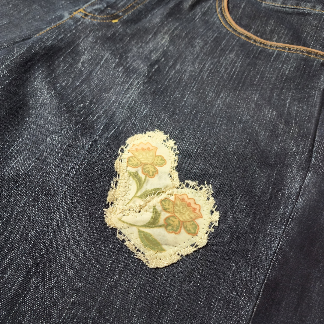 Vintage Lace Flares with Appliques NWT